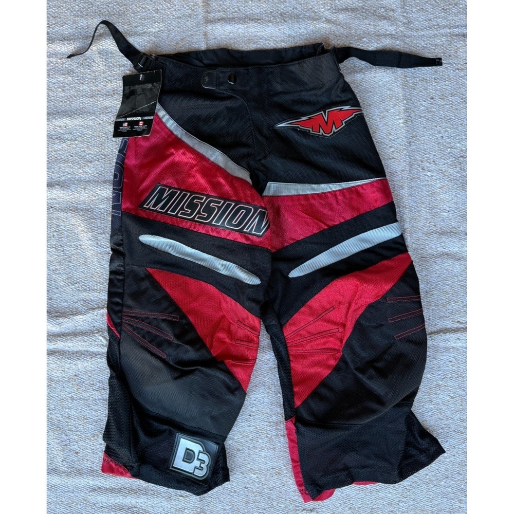 NOS VTG Sz Junior Small Mission D3 Inline Skating Roller Hockey Pants Black Red
